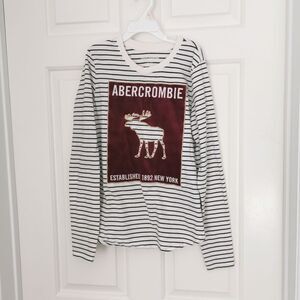 Abercrombie and Fitch girls long sleeve t-shirt